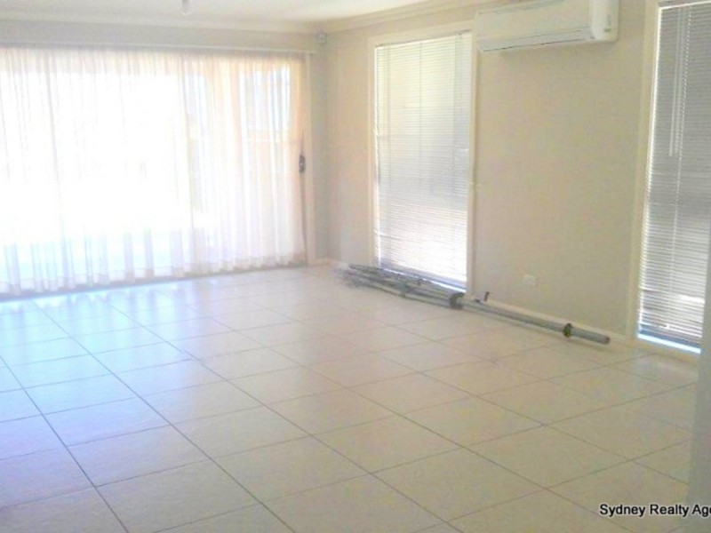 58 Montefiore Avenue, West Hoxton NSW 2171