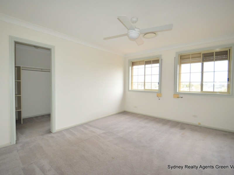 2/182 Wilson Road, Green Valley NSW 2168