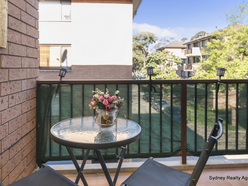 49/142 Moore Street, Liverpool NSW 2170