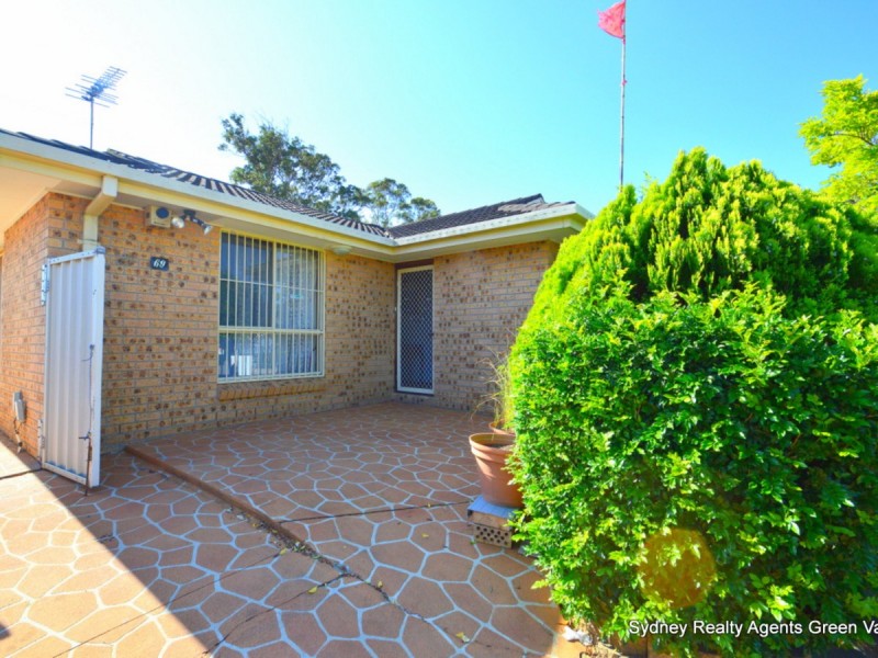 69 Starling Street, Green Valley NSW 2168