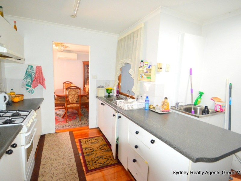 69 Starling Street, Green Valley NSW 2168