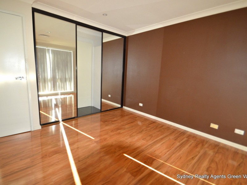 11 Fitzroy Close, Hinchinbrook NSW 2168