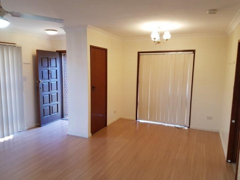 3/9 Clifford Crescent, Ingleburn NSW 2565