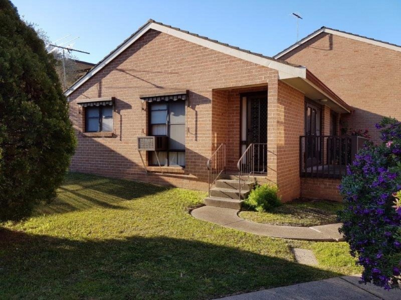 3/9 Clifford Crescent, Ingleburn NSW 2565