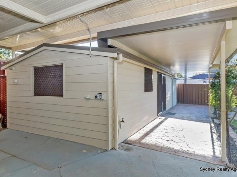 15A Wendouree Street, Busby NSW 2168