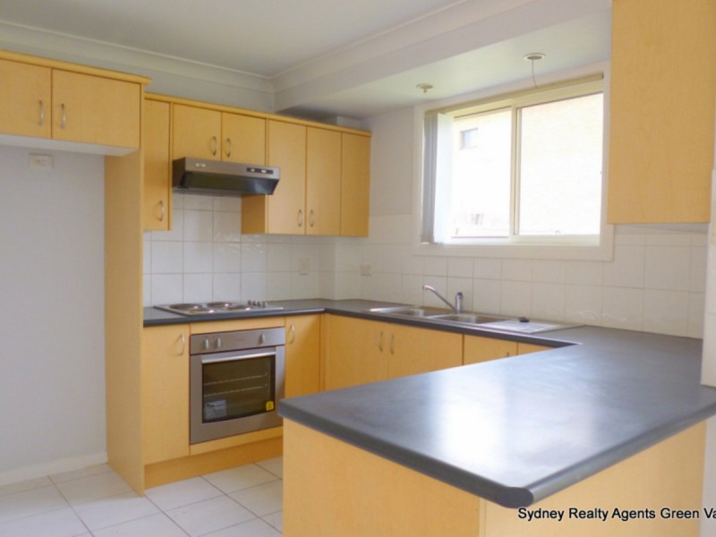6/28 Warialda Way, Hinchinbrook NSW 2168
