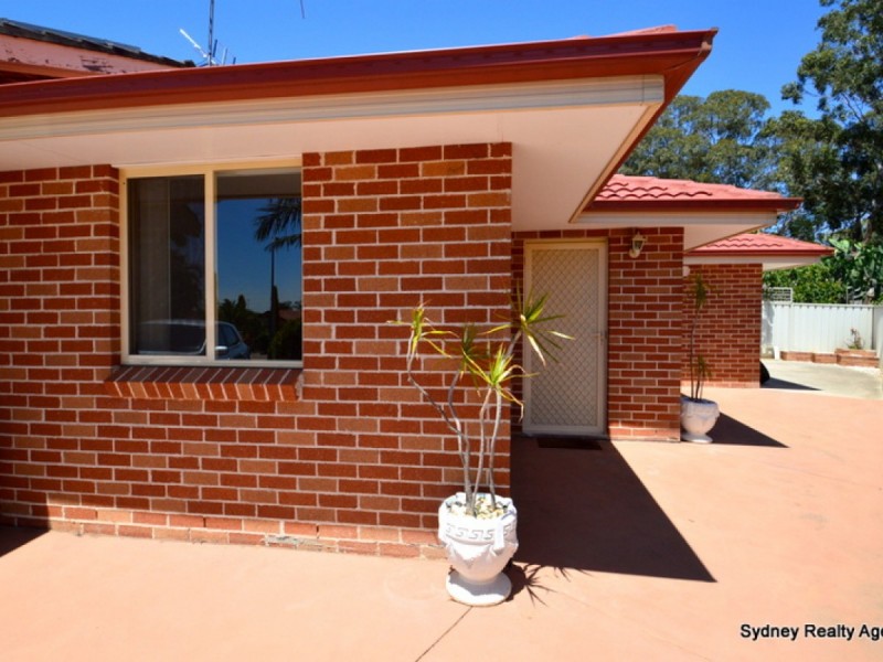 25A Lorikeet Crescent, Green Valley NSW 2168