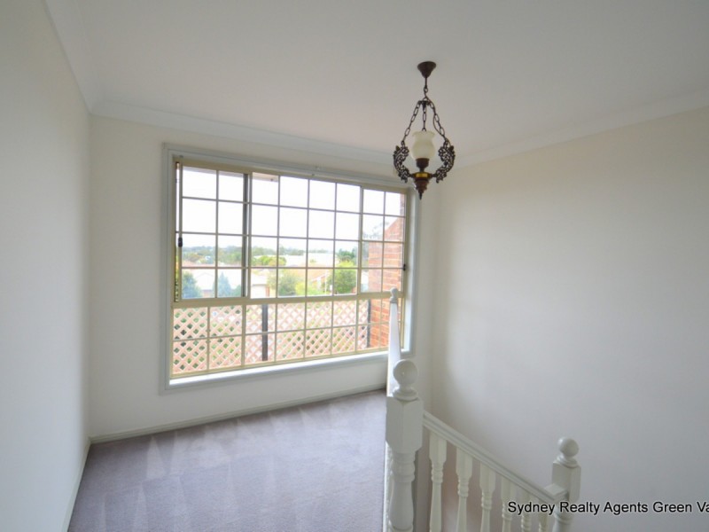 2/182 Wilson Road, Green Valley NSW 2168