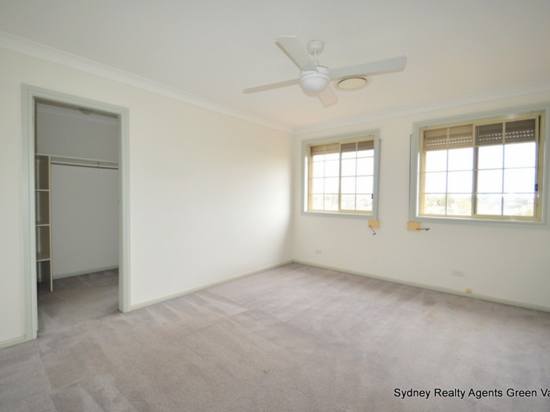 2/182 Wilson Road, Green Valley NSW 2168
