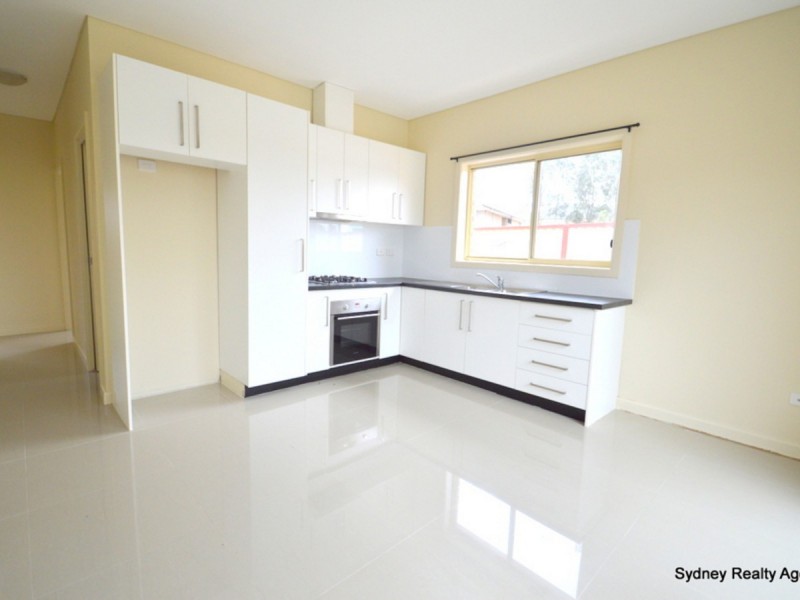 222a North Liverpool Road, Green Valley NSW 2168