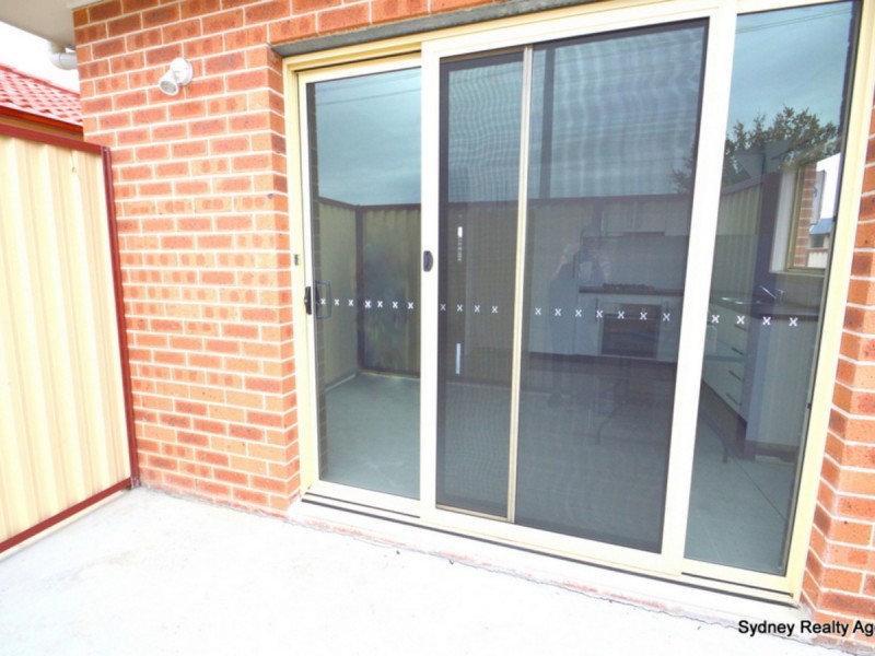 222a North Liverpool Road, Green Valley NSW 2168