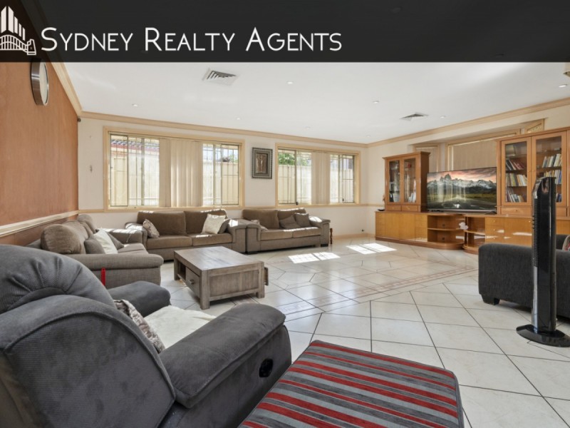 8 Rowany Close, Bonnyrigg NSW 2177