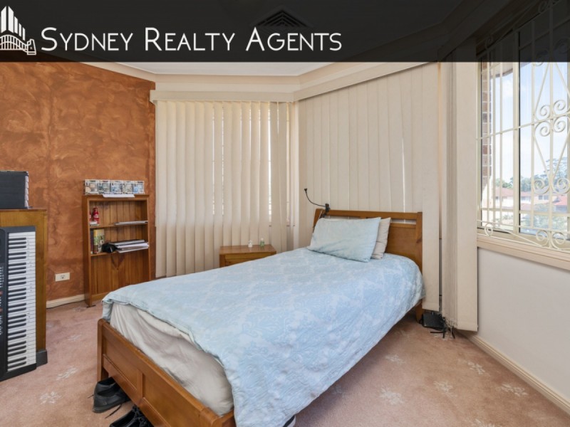 8 Rowany Close, Bonnyrigg NSW 2177