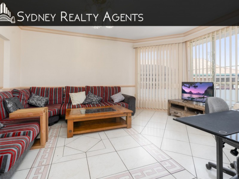 8 Rowany Close, Bonnyrigg NSW 2177
