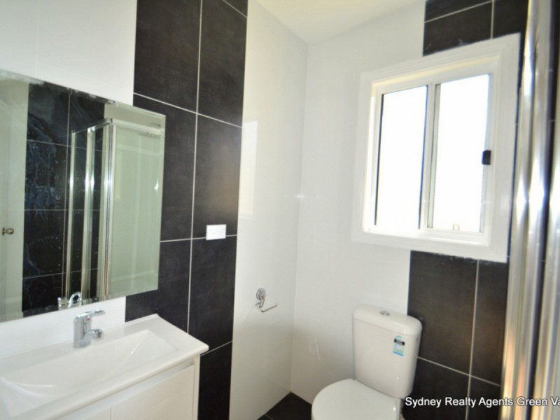 105A St Johns Road, Green Valley NSW 2168