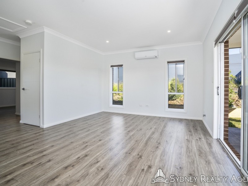 45B Evergreen Drive, Oran Park NSW 2570