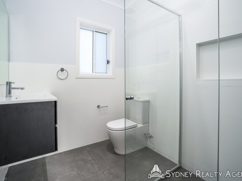 45B Evergreen Drive, Oran Park NSW 2570