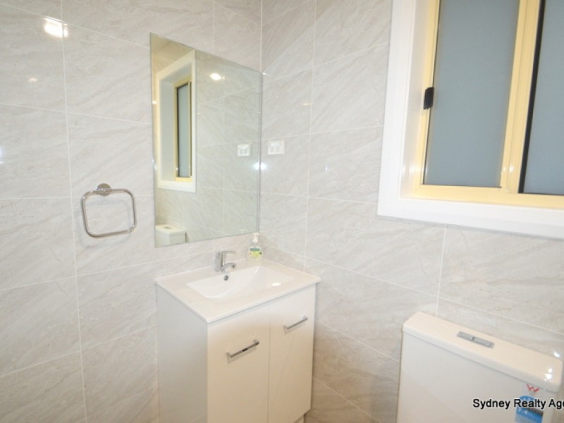 29A Edinburgh Circuit, Cecil Hills NSW 2171