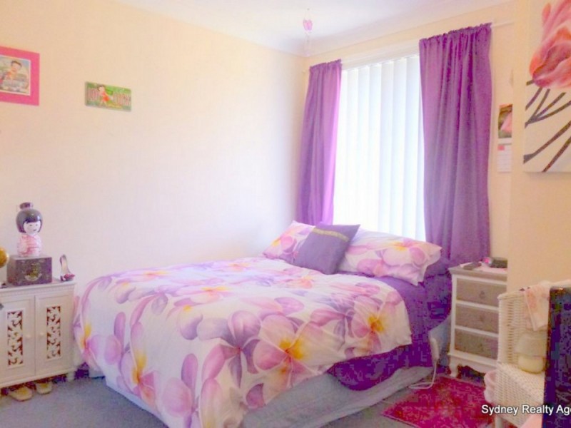 7/28 Warialda Way, Hinchinbrook NSW 2168