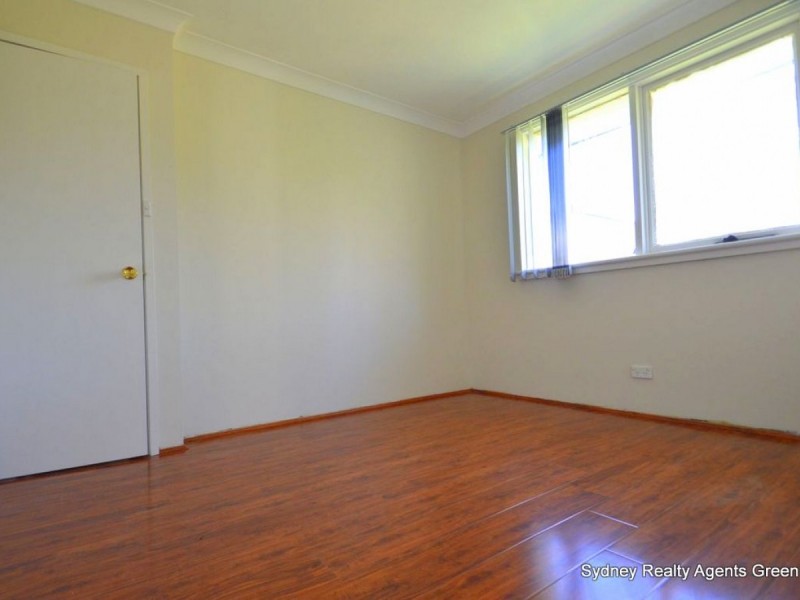 34B Birdsville Crescent, Leumeah NSW 2560