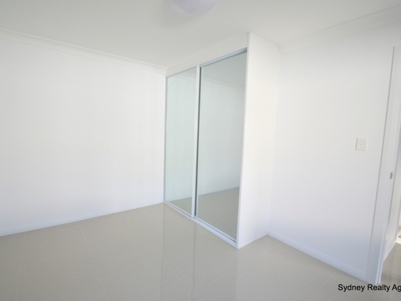 19A Hewison Avenue, Green Valley NSW 2168