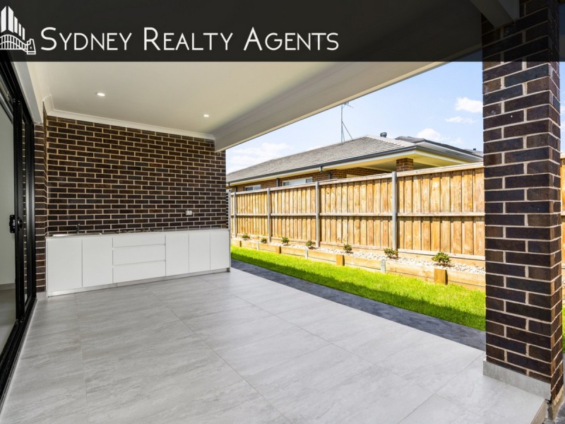 29 Lillywhite Circuit, Oran Park NSW 2570