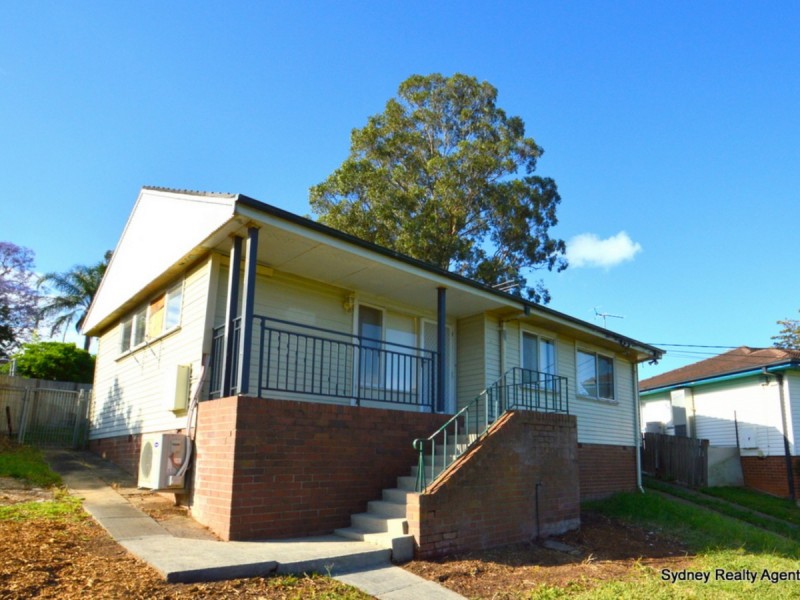 25 Lyndley Street, Busby NSW 2168