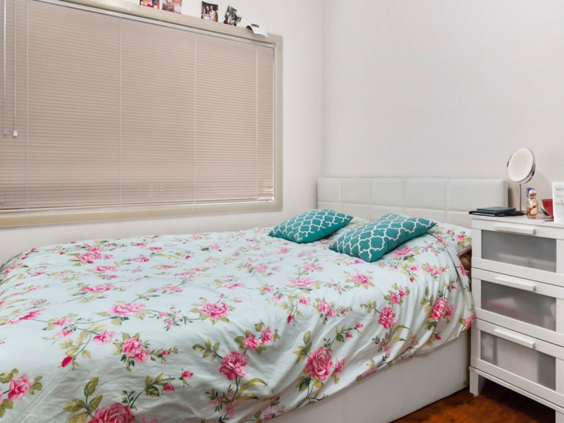 74 Goodacre Avenue, Fairfield West NSW 2165