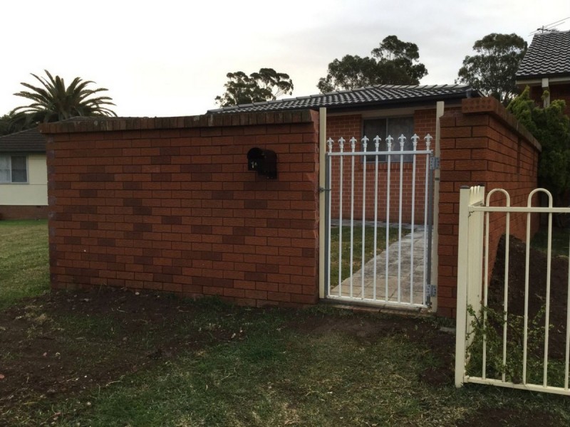 1A Oakwood Place, Busby NSW 2168