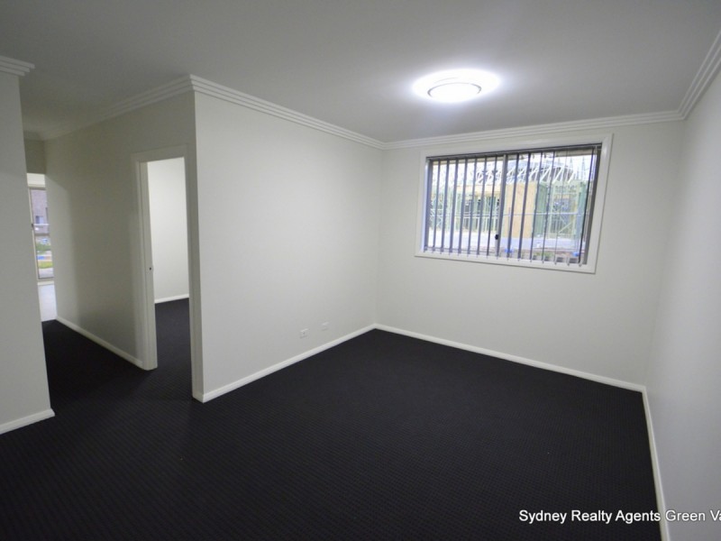 75 Commissioners Drive, Denham Court NSW 2565