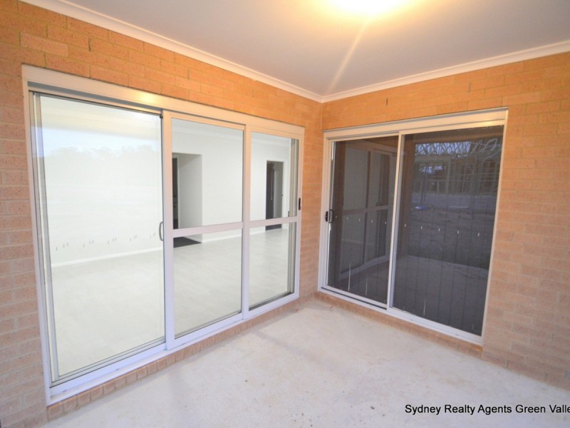 75 Commissioners Drive, Denham Court NSW 2565