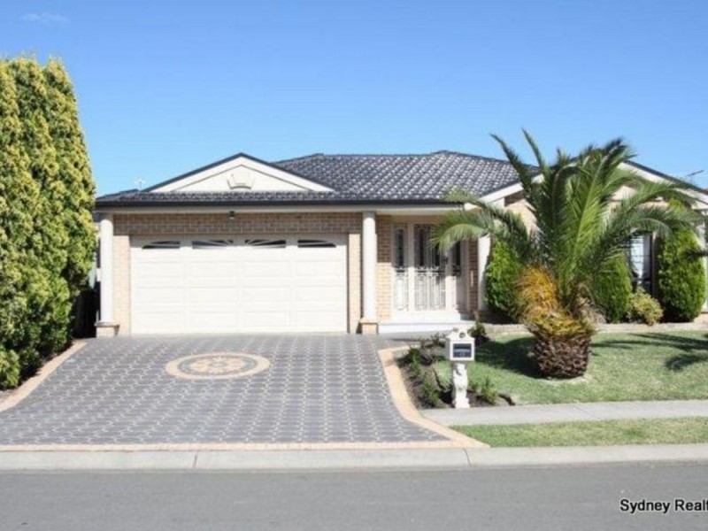 17 Delambre Place, Hinchinbrook NSW 2168