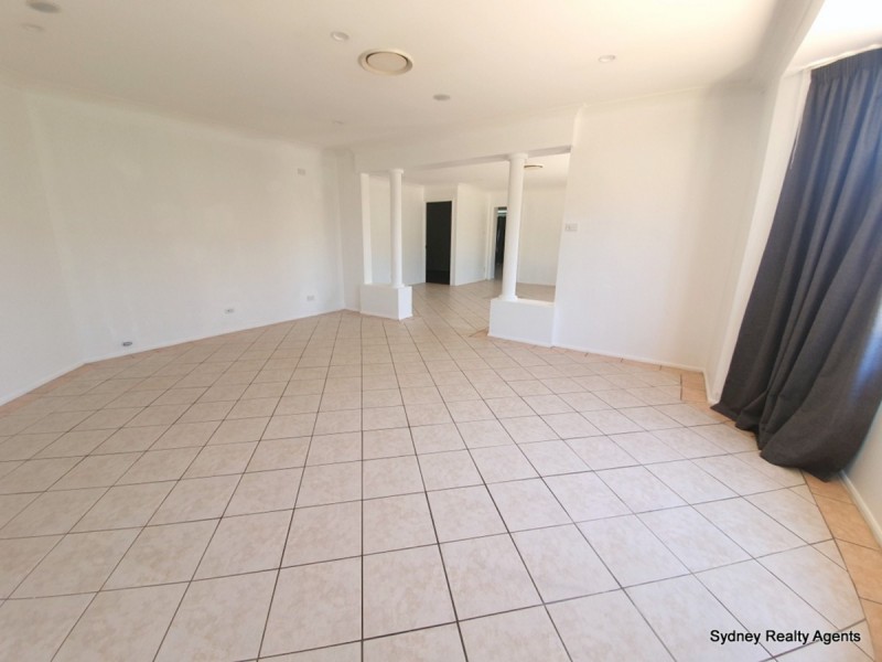 17 Delambre Place, Hinchinbrook NSW 2168