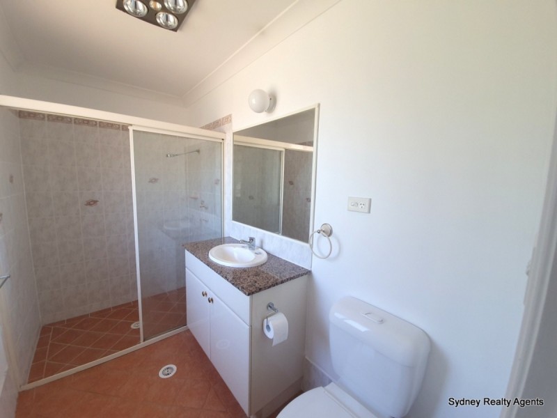 17 Delambre Place, Hinchinbrook NSW 2168