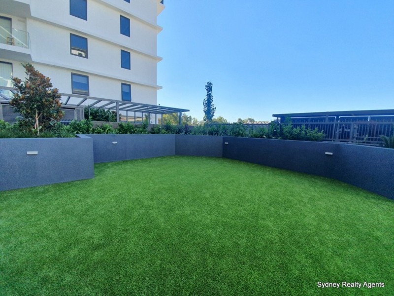 404a/2 Calabria Lane, Prairiewood NSW 2176