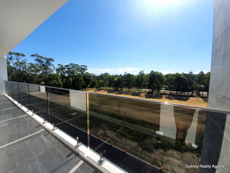 404a/2 Calabria Lane, Prairiewood NSW 2176