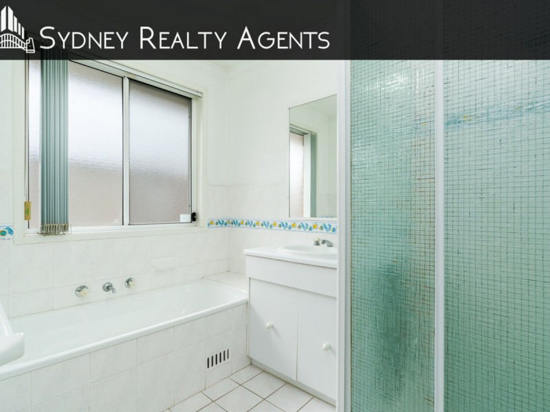 49 Carina Avenue, Hinchinbrook NSW 2168