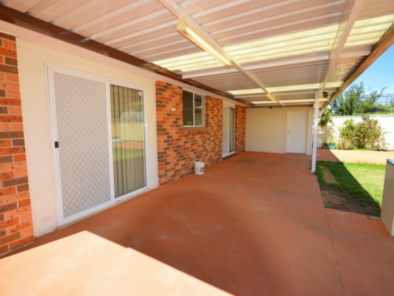 11 Nymboida Street, Hoxton Park NSW 2171