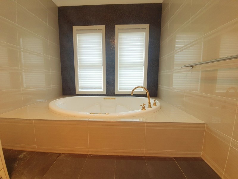 4 Bernoth Close, Edensor Park NSW 2176