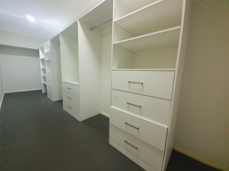 4 Bernoth Close, Edensor Park NSW 2176