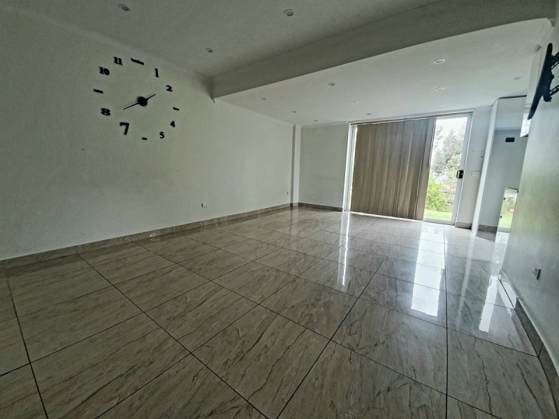 4 Bernoth Close, Edensor Park NSW 2176