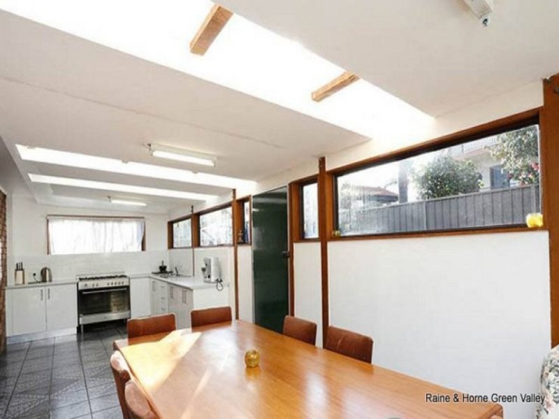 16 Flynn Place, Bonnyrigg Heights NSW 2177