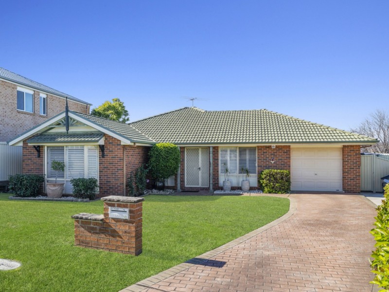 8 Riddell Street, West Hoxton NSW 2171