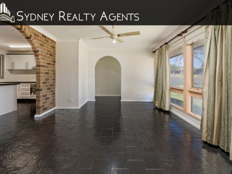 6 Amanda Place, Ingleburn NSW 2565