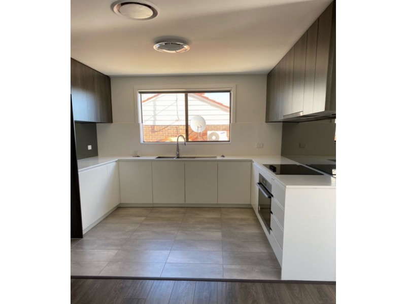 1 Mimosa Road, Bossley Park NSW 2176