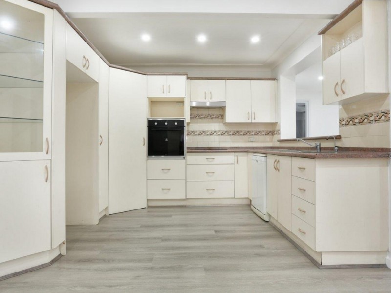 4 Coxs Avenue, Liverpool NSW 2170