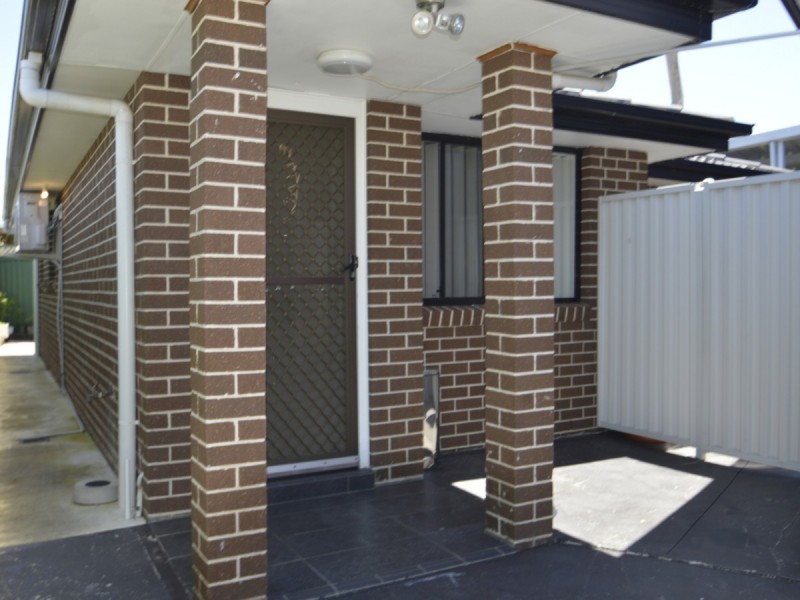 2A Emu Close, Bossley Park NSW 2176