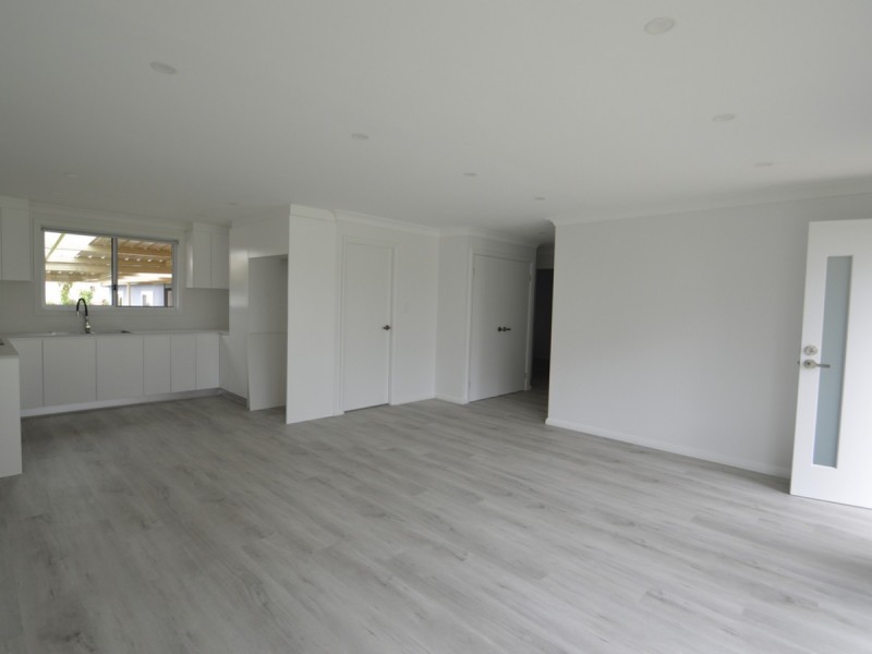 14 Wilson Road, Green Valley NSW 2168