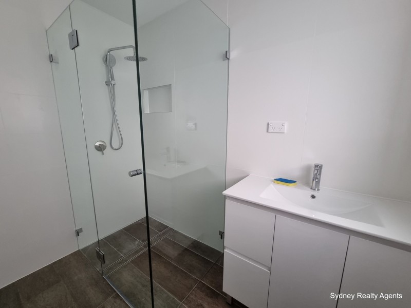 14A Wilson Road, Green Valley NSW 2168