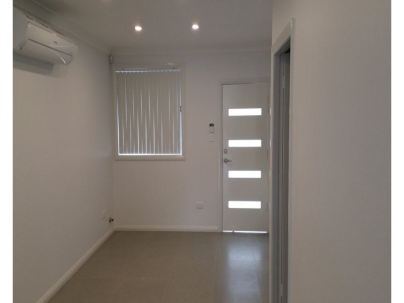 8A Daydream Avenue, Hinchinbrook NSW 2168